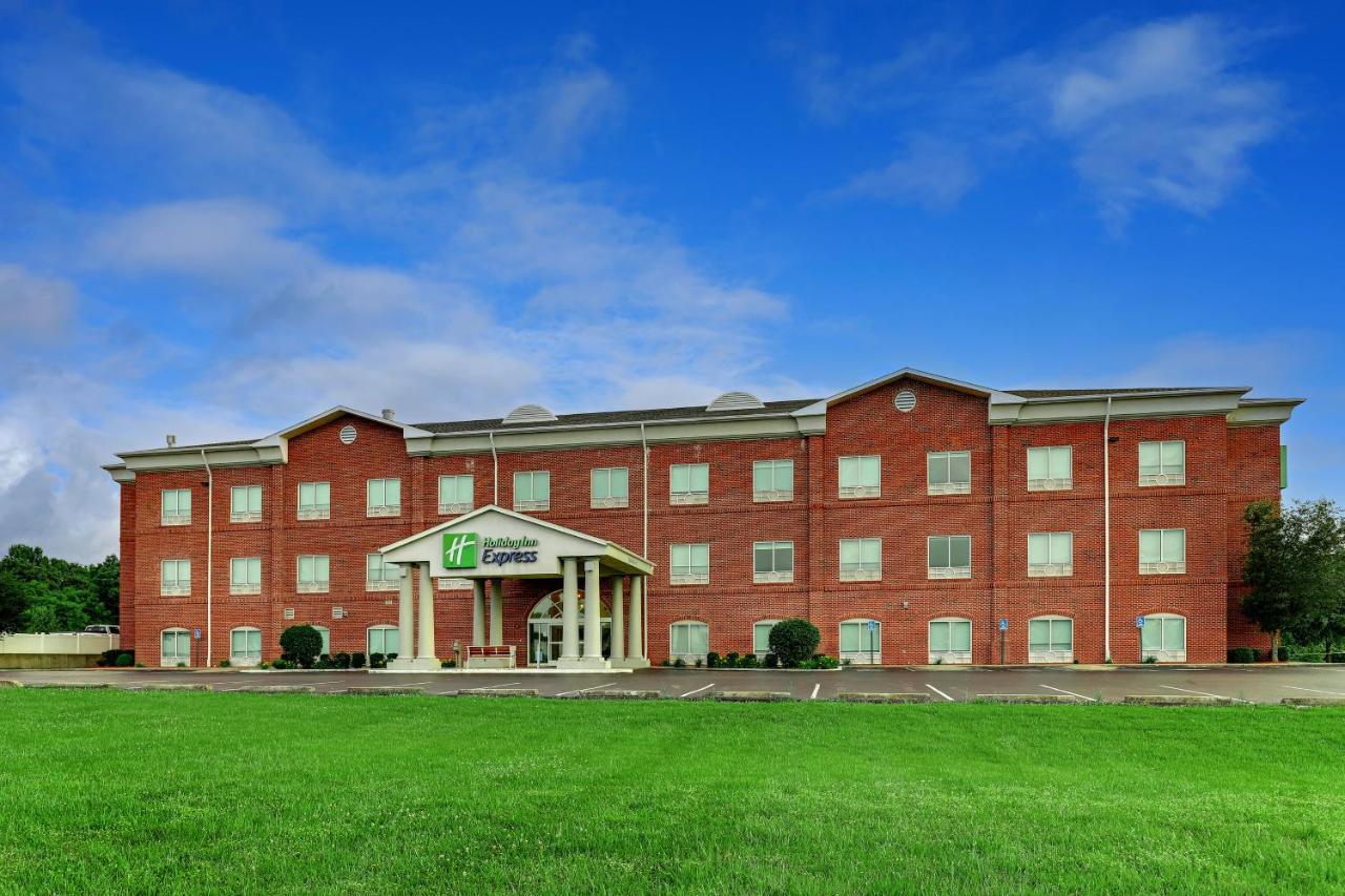 ฮอลิเดย์ อินน์ เอ็กซ์เพรส แคมป์เบลส์วิลล์ Campbellsville ภายนอก รูปภาพ